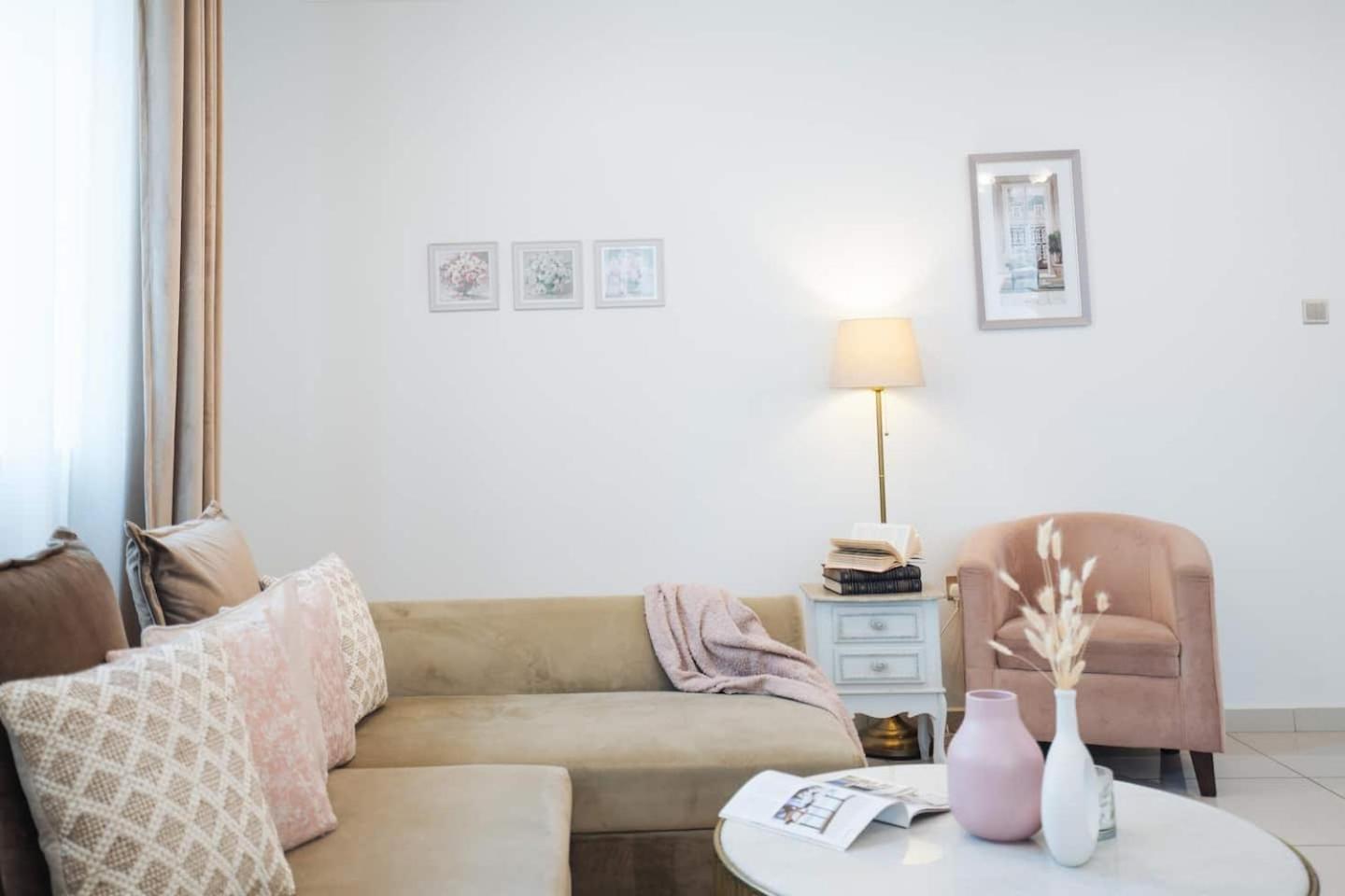 Charming Warm Suite With Amazing Views Of The City Dubai Eksteriør bilde
