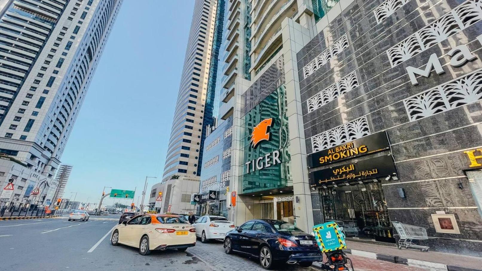 Charming Warm Suite With Amazing Views Of The City Dubai Eksteriør bilde