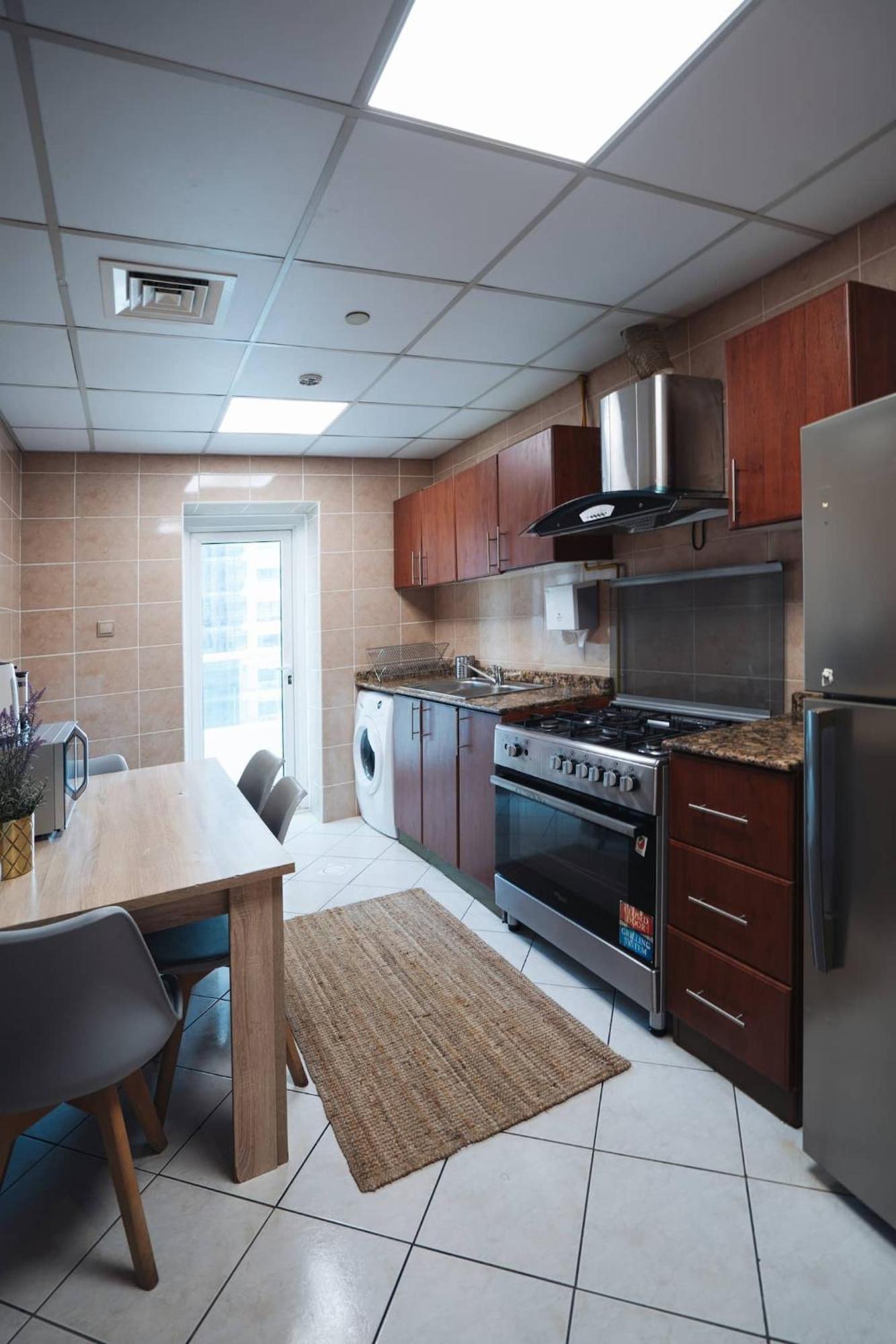 Charming Warm Suite With Amazing Views Of The City Dubai Eksteriør bilde